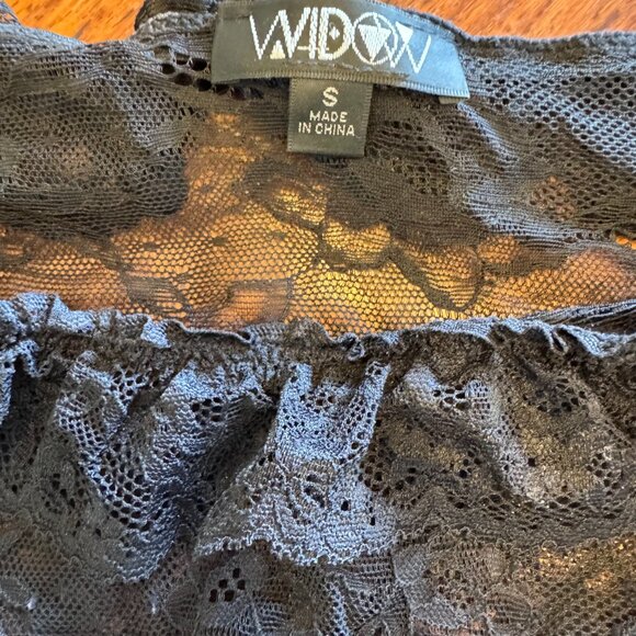 Widow Black Sheer Lace Crop Top with Flare Sleeves - Picture 8 of 14